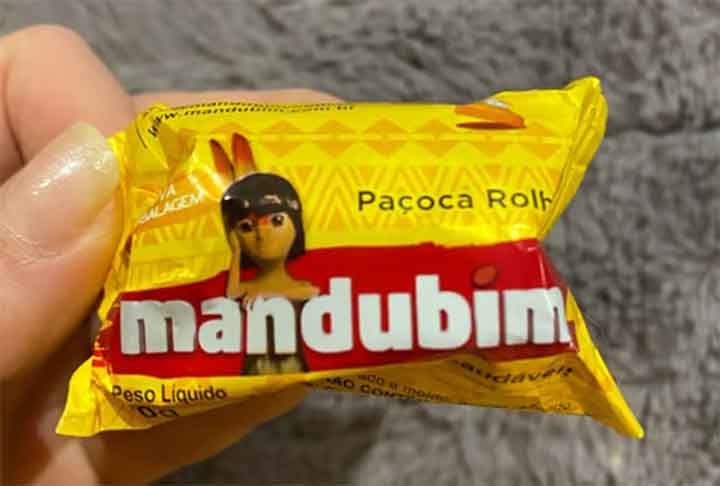 Mandubim, marca referência em pasta de amendoim, também tem a paçoca na listagem. Com sabor levemente amargo, tem pouco dulçor e cremosidade. Faltam pedaços de amendoim e a textura é farelenta. O valor é de R$ 12,90 por 500g. Reprodução: Flipar