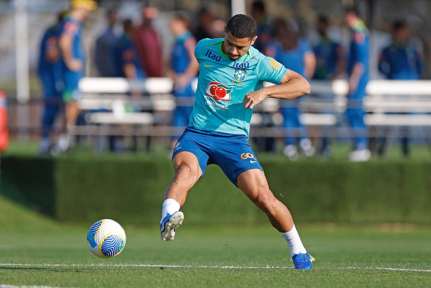 Treino seleção brasileira Rafael Ribeiro / CBF