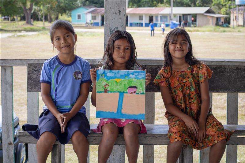 OIM promove exposição “Pessoas em Movimento” em Boa Vista: A OIM promoveu a exposição “Pessoas em Movimento” em Boa Vista, Roraima, com pinturas de brasileiros e venezuelanos, retratando casas, bandeiras e a paisagem da Gran Sabana. A mostra esteve aberta de 16 a 29 de dezembro. Foto: Divulgação