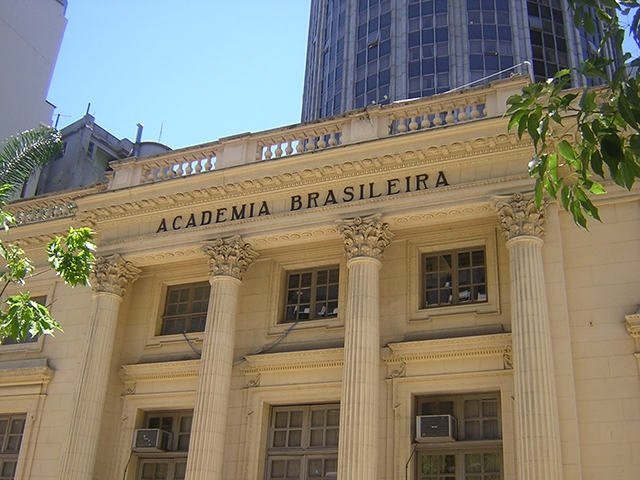 O velório acontecerá na manhã deste sábado (15/02) na Academia Brasileira de Letras (ABL). Depois, o corpo será cremado no Caju. Reprodução: Flipar