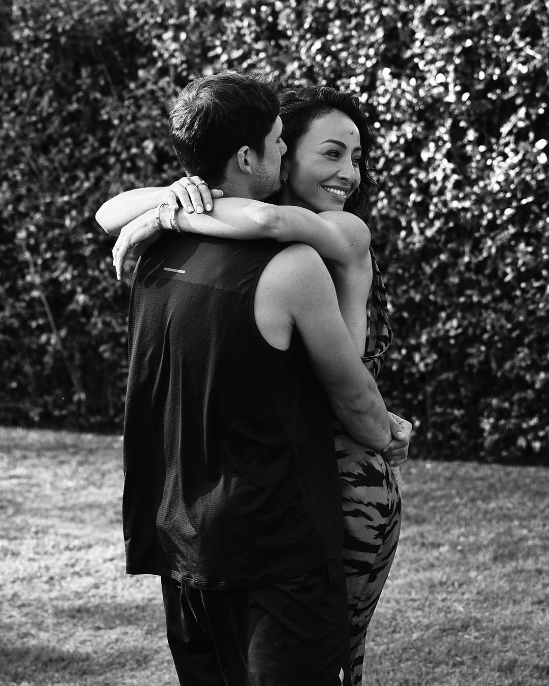 Sabrina Sato posa em cliques ousados com Nicolas Prattes. Foto: Instagram