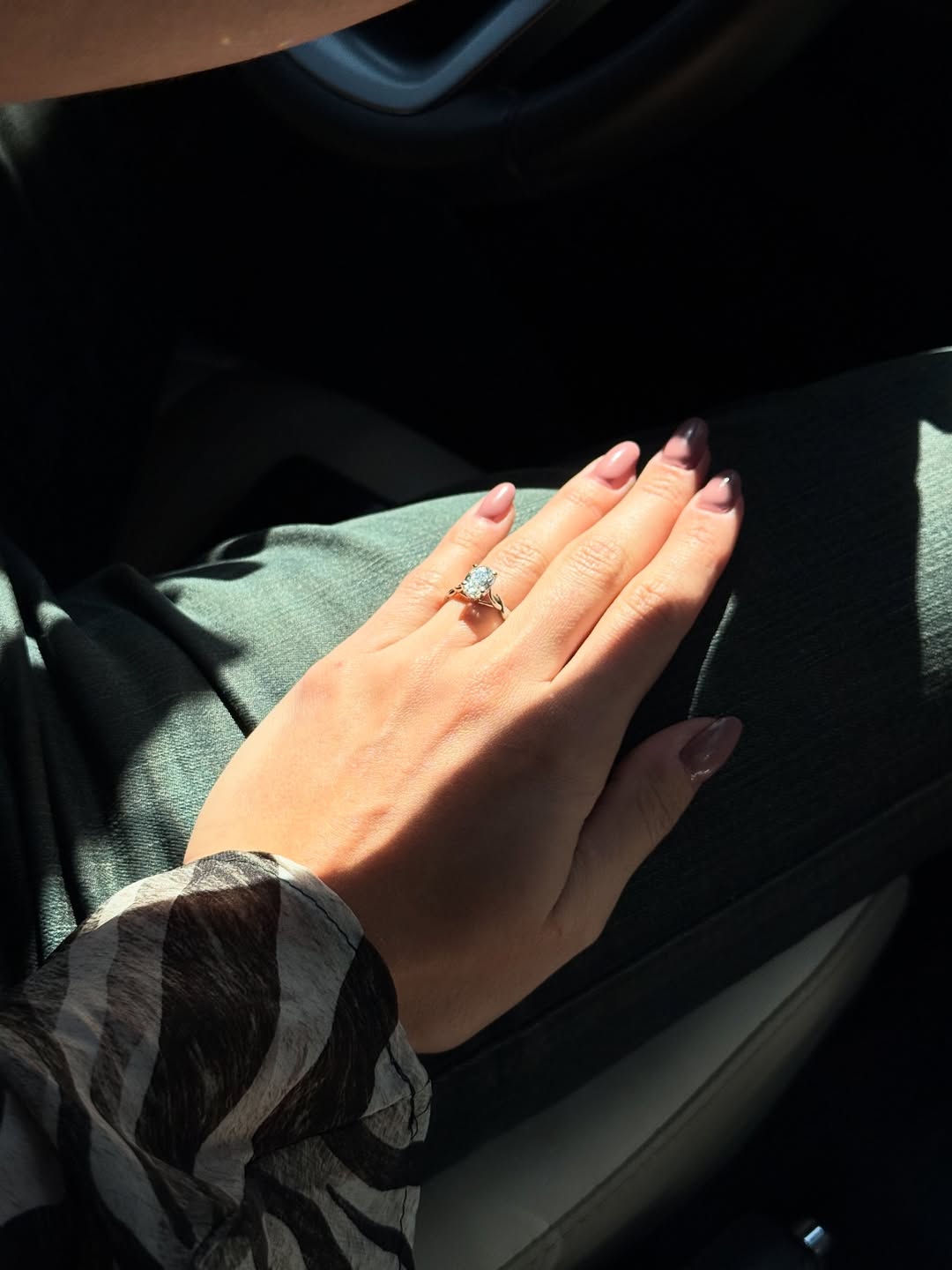 Gabriela Versiani anuncia noivado com Murilo Huff em fotos no Instagram. Foto: Instagram