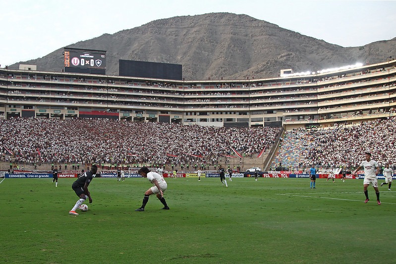 Universitario x Botafogo - Libertadores Vitor Silva/Botafogo