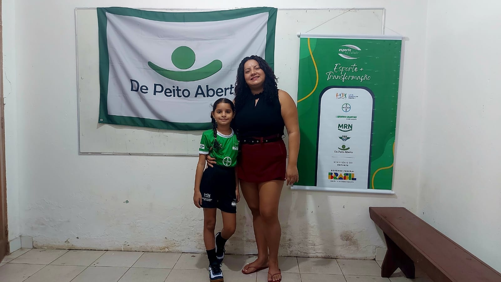 Em pouco mais de 14 anos de atuação em comunidades da região amazônica, o  projeto social Esporte na Cidade, promovido pela instituição social De Peito Aberto, está prestes a completar duas gerações de atletas.
 Reprodução: Flipar