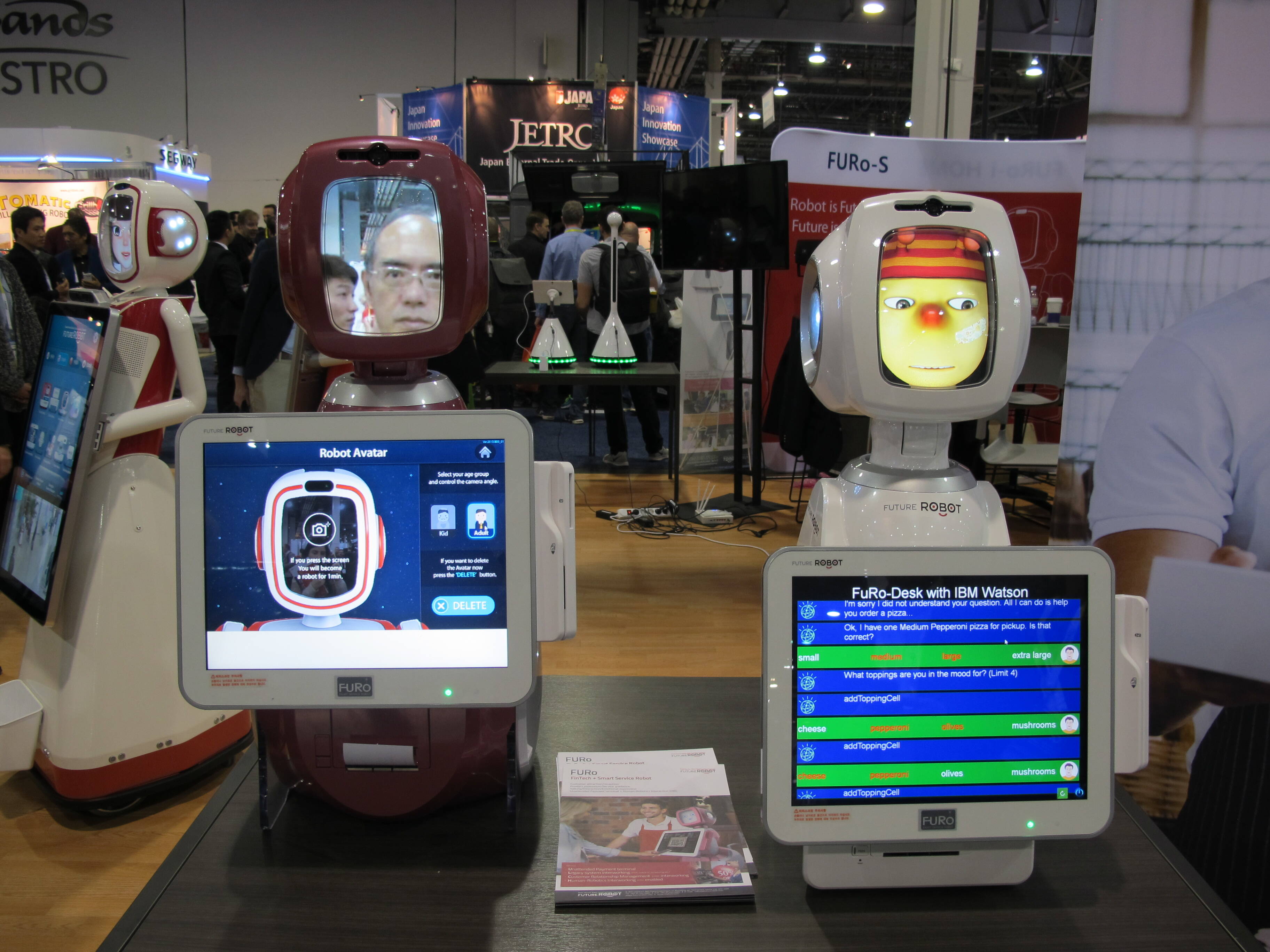 A versão de mesa do FURO pode interagir com o usuário e funciona como um terminal de pagamento. Foto: Emily Canto Nunes/iG