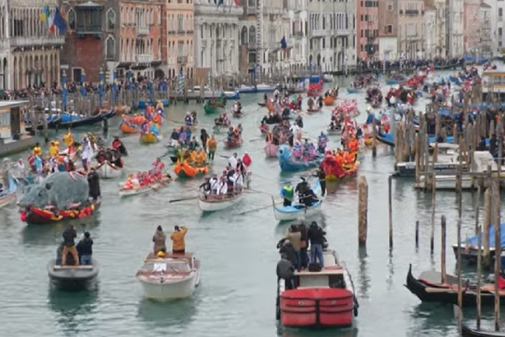 A Unesco apontou que Veneza estava a mercê das consequências das mudanças climáticas e do grande fluxo de turistas.  Reprodução: Flipar