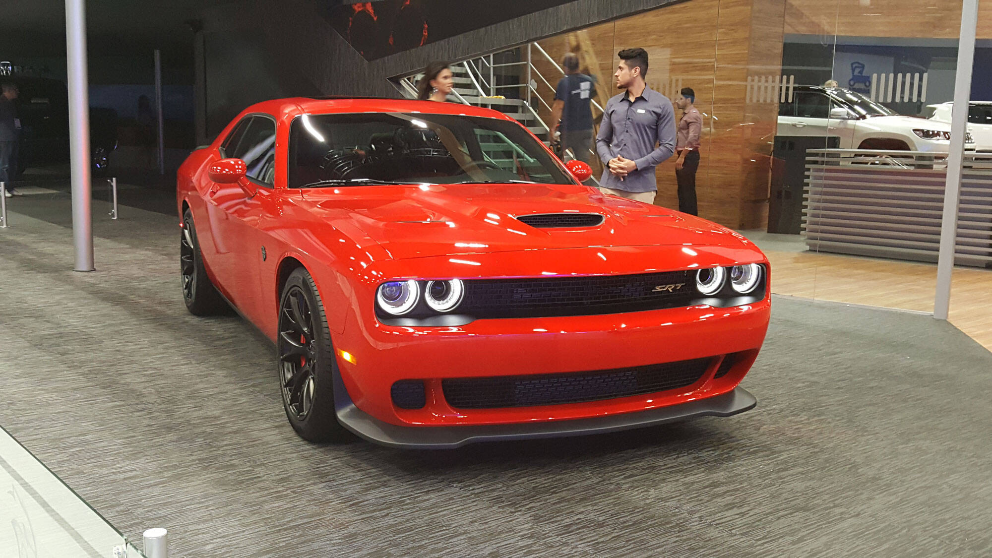 Dodge Challenger SRT Hellcat. Foto: Nicolas Tavares/iG Carros