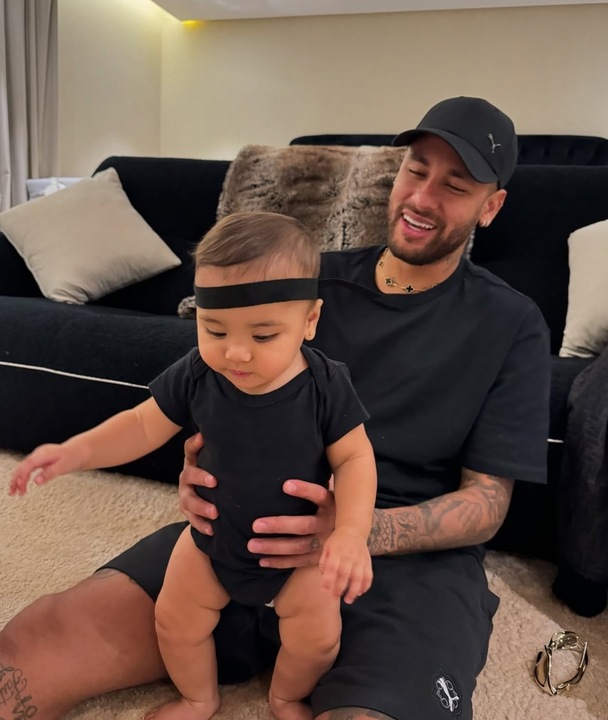 Neymar e Mavie Reprodução: Instagram