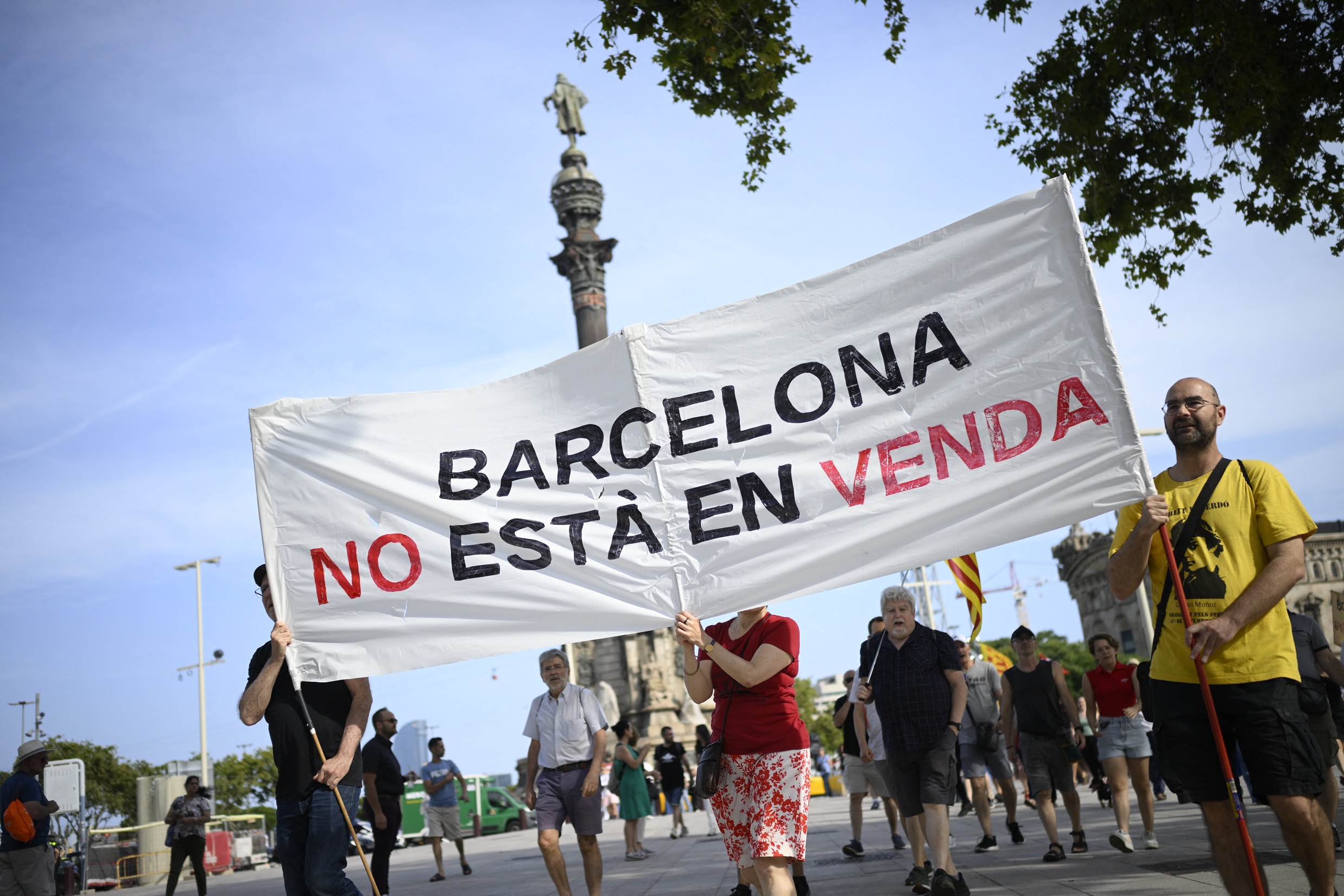 ‘Barcelona não está à venda’, dizem manifestantes Josep Lago/AFP