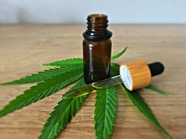 Uma equipe de especialistas da Secretaria de Saúde do Estado foi formada para definir quantas pessoas precisam do canabidiol e para criar as regras sobre como o fornecimento, além de doenças elegíveis para tratamento com a substância. Reprodução: Flipar