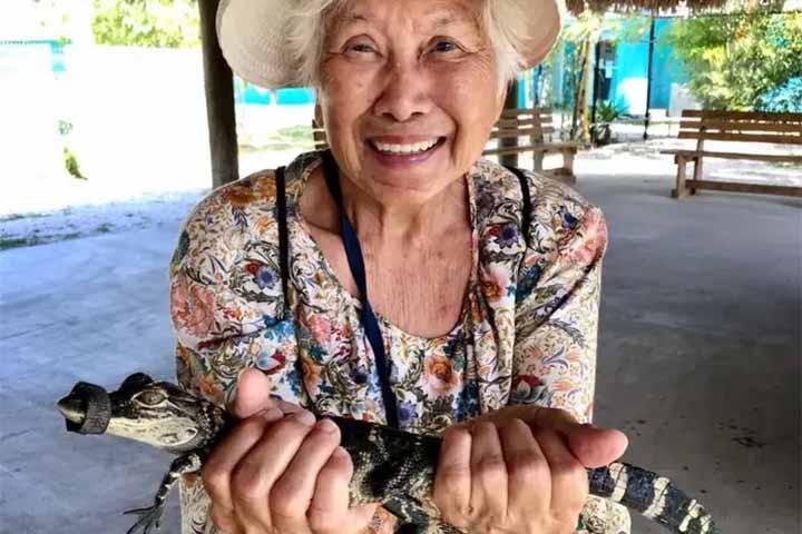E quem pensa que a filipina se “aposentou” das viagens se engana. Yu declarou que pretende seguir pelo mundo em busca de novidades. 
 Reprodução: Flipar