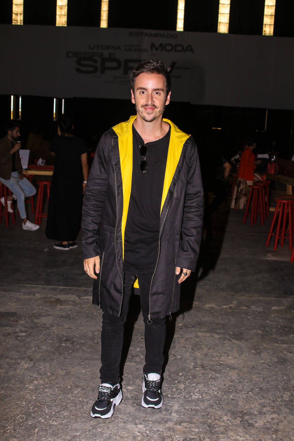 Na passarela ou nos corredores, famosos brilham São Paulo Fashion Week. Foto: Xico Silva / Agnews