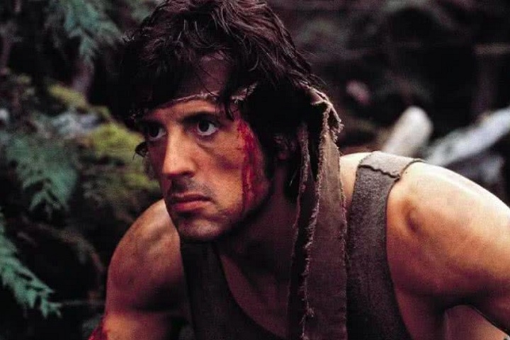 Em 1982, com “Rambo - Programado para Matar”, ele se consolidou definitivamente como astro de ação e referência para o gênero.
 Reprodução: Flipar