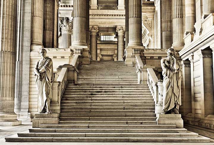 Esses monumentos de degraus são locais de contemplação e cultura. Veja alguns locais com grandes escadarias que se destacam. Reprodução: Flipar