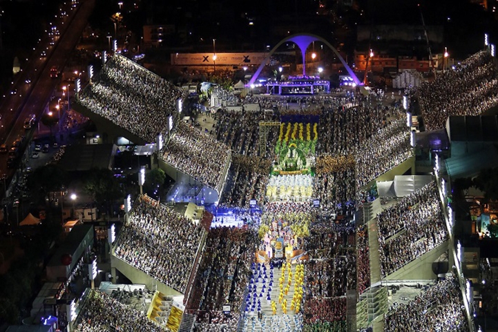 Mas existem ritmos que são tradicionais e característicos do Carnaval, marcando a história da folia e das pessoas que curtem a festa de geração em geração.  Reprodução: Flipar