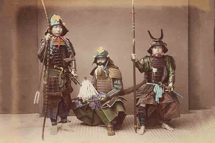 Entre os séculos X e XIX, os samurais formaram uma classe de guerreiros de elite do exército japonês.

 Reprodução: Flipar