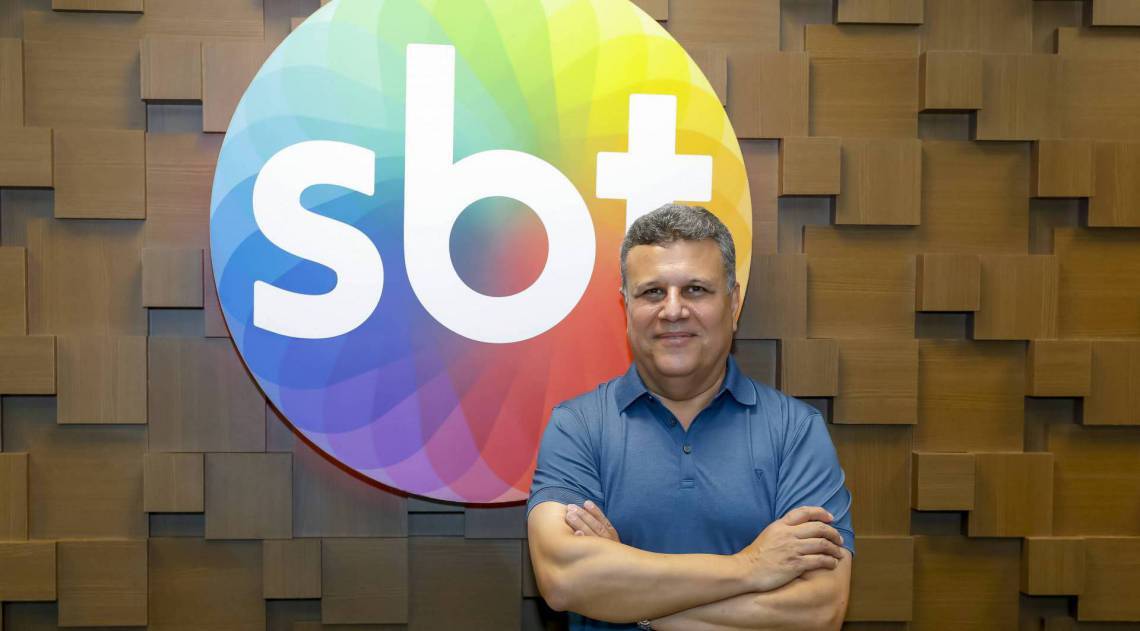 Téo José, ex-narrador do SBT Divulgação/ Gabriel Cardoso SBT
