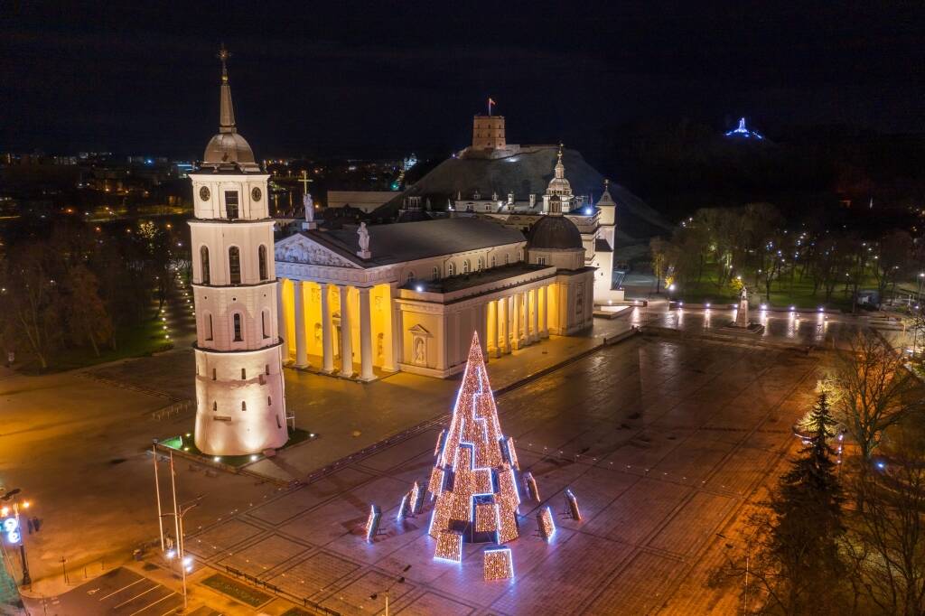 Árvore de Natal em Vilnius. Foto: Saulius Ziura/Reprodução