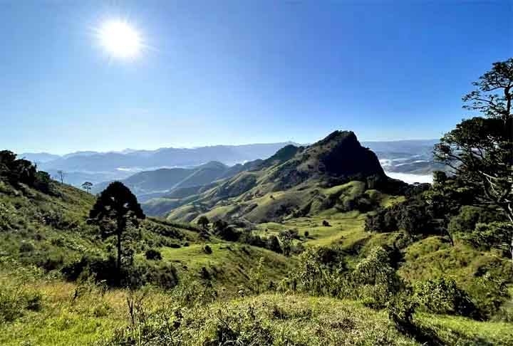 Gonçalves(1.350m)- A cidade mineira fica na Serra da Mantiqueira (proporcionando aos turistas trilhas e cachoeiras), a 456 km de Belo Horizonte, com cerca de 4.800 habitantes.A economia é baseada principalmente no turismo e na produção agropecuária, com destaque para a produção de queijos e derivados do leite. Reprodução: Flipar