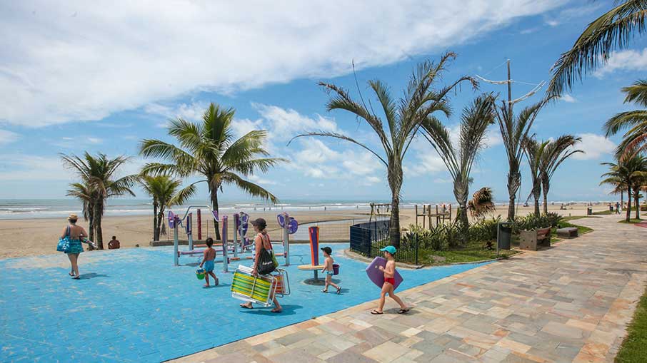 A cidade de Praia Grande tem orlas de praias bem cuidadas com playground para crianças. Foto: Divulgação/PMPG 19.12.2022