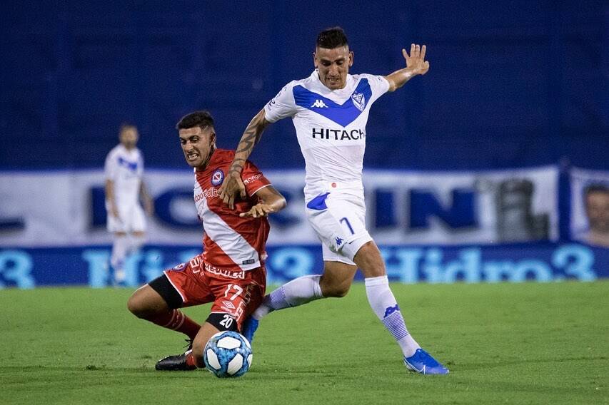 São Paulo se acerta com o Racing e contrata atacante Centurión - Estadão