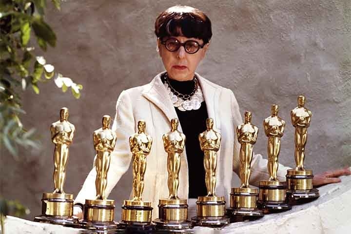 A figurinista Edith Head (1887 - 1991) detém um recorde que dificilmente será batido nos próximos anos. Ela é a mulher com mais estatuetas da história do Oscar. 

 Reprodução: Flipar