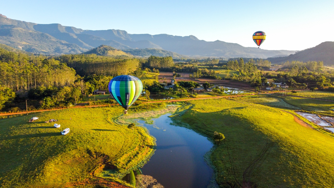 Praia Grande do Sul - SC está autorizada a oferecer voos de balão. Foto: Divulgação / Prefeitura de Praia Grande do Sul (SC)
