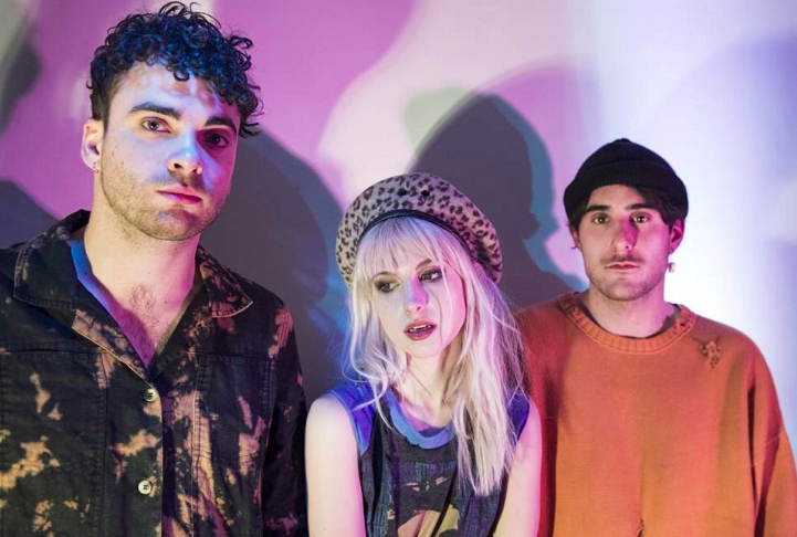 Em novembro de 2023, o festival fez o primeiro anúncio do line-up. De lá para cá, quatro atrações cancelaram a participação: Paramore (foto), Jaden, Rina Sawayama e Dove Cameron. 
 Reprodução: Flipar