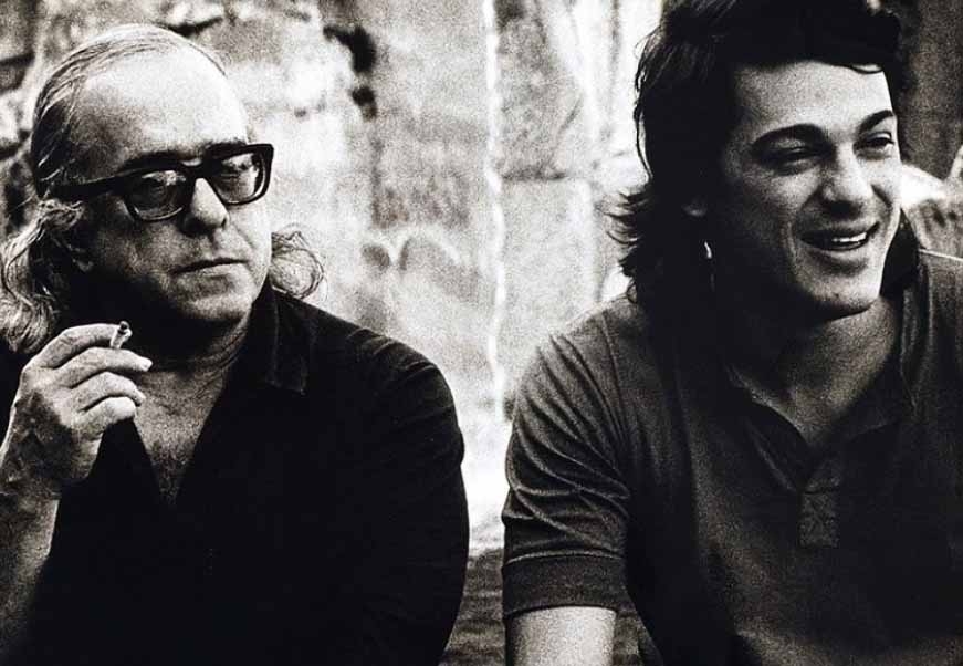 Toquinho e Vinicius gravaram mais de 20 discos juntos. São de autoria da dupla músicas que se tornaram clássicos da MPB, como “Regra Três”, “Carta ao Tom 74” e “Tarde em Itapuã”. 
 Reprodução: Flipar