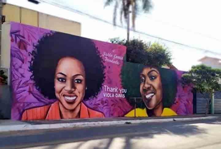 Com desenhos em paredes e muros, o grafite é considerado uma expressão de arte contemporânea. A sua origem moderna aparece vinculada ao hip-hop e também à chamada contra-cultura no fim dos anos 60 do século XX.  Reprodução: Flipar