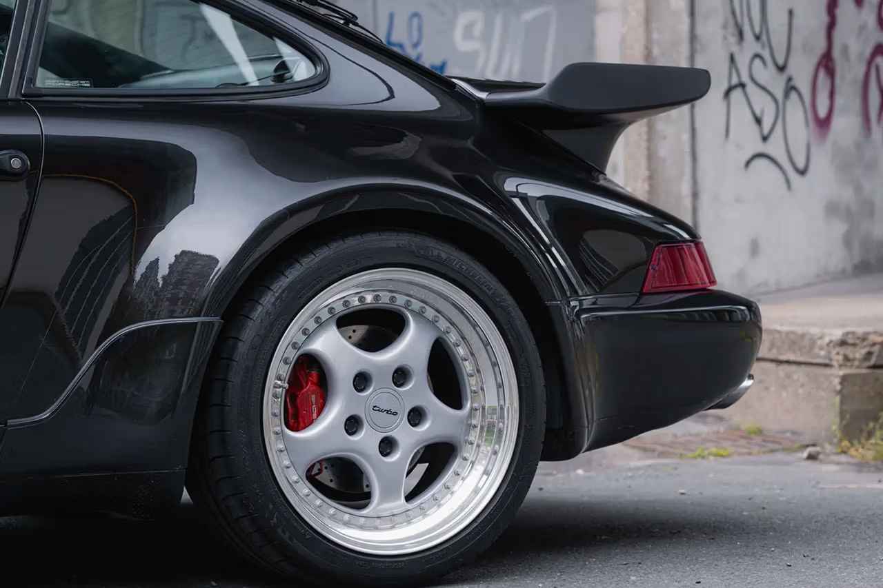 Porsche 911 Turbo 3.6 Reprodução/RM Sotheby's