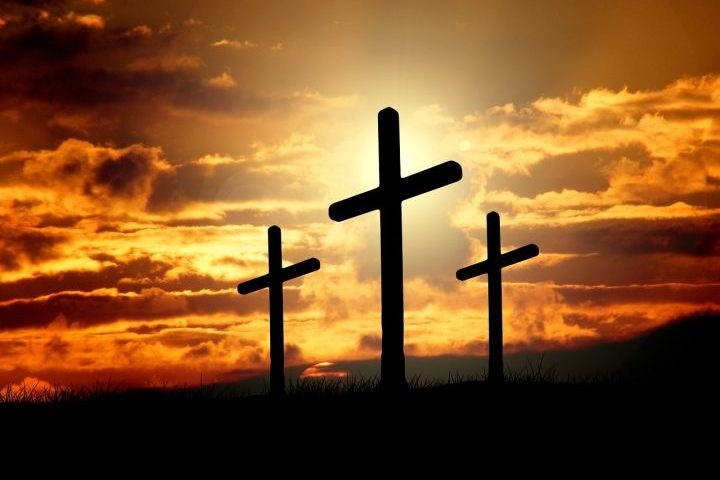 Segundo a fé cristã, sua morte foi um sacrifício voluntário para redimir os pecados da humanidade. Três dias depois, ele ressuscitou, aparecendo aos seus discípulos antes de ascender aos céus. Reprodução: Flipar