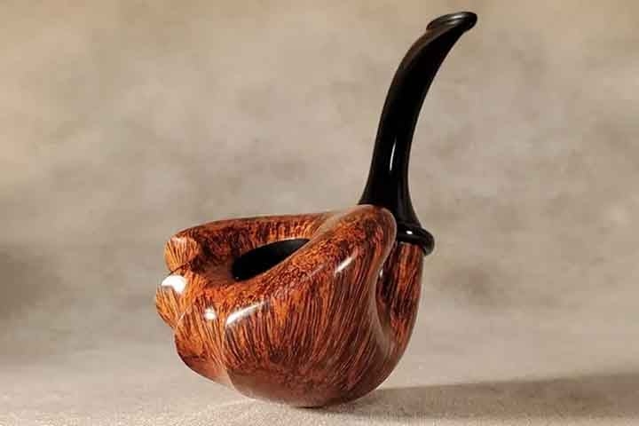 Países como Inglaterra, Dinamarca, Irlanda e França , todos na Europa, mantêm uma longa tradição no uso do cachimbo.  Reprodução: Flipar