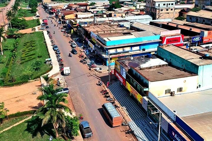 Pacajá (PA) - 40,70 pontos -  Violência urbana e rural é um dos principais desafios. Acesso precário a saneamento, transporte e educação. Exploração ilegal de madeira e crimes ambientais são comuns. Reprodução: Flipar