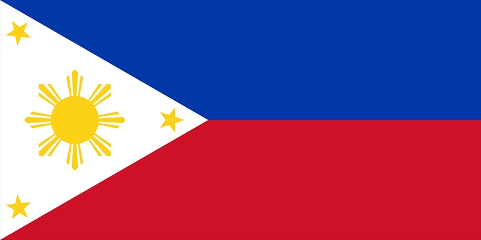 A bandeira de Filipinas tem duas versões, dependendo do clima político no país. Se está em paz, a bandeira tem a faixa azul na parte de cima. Reprodução: Flipar