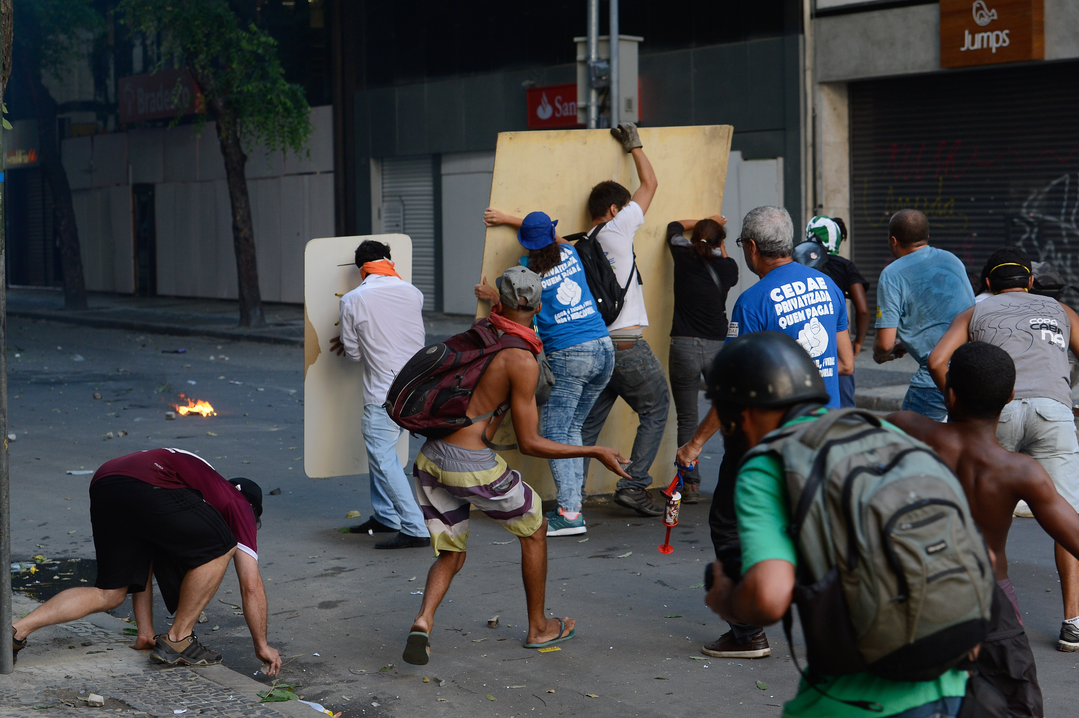 Moradores relatam medo e caos após operação no Complexo da Penha Fernando Frazão/Agência Brasil