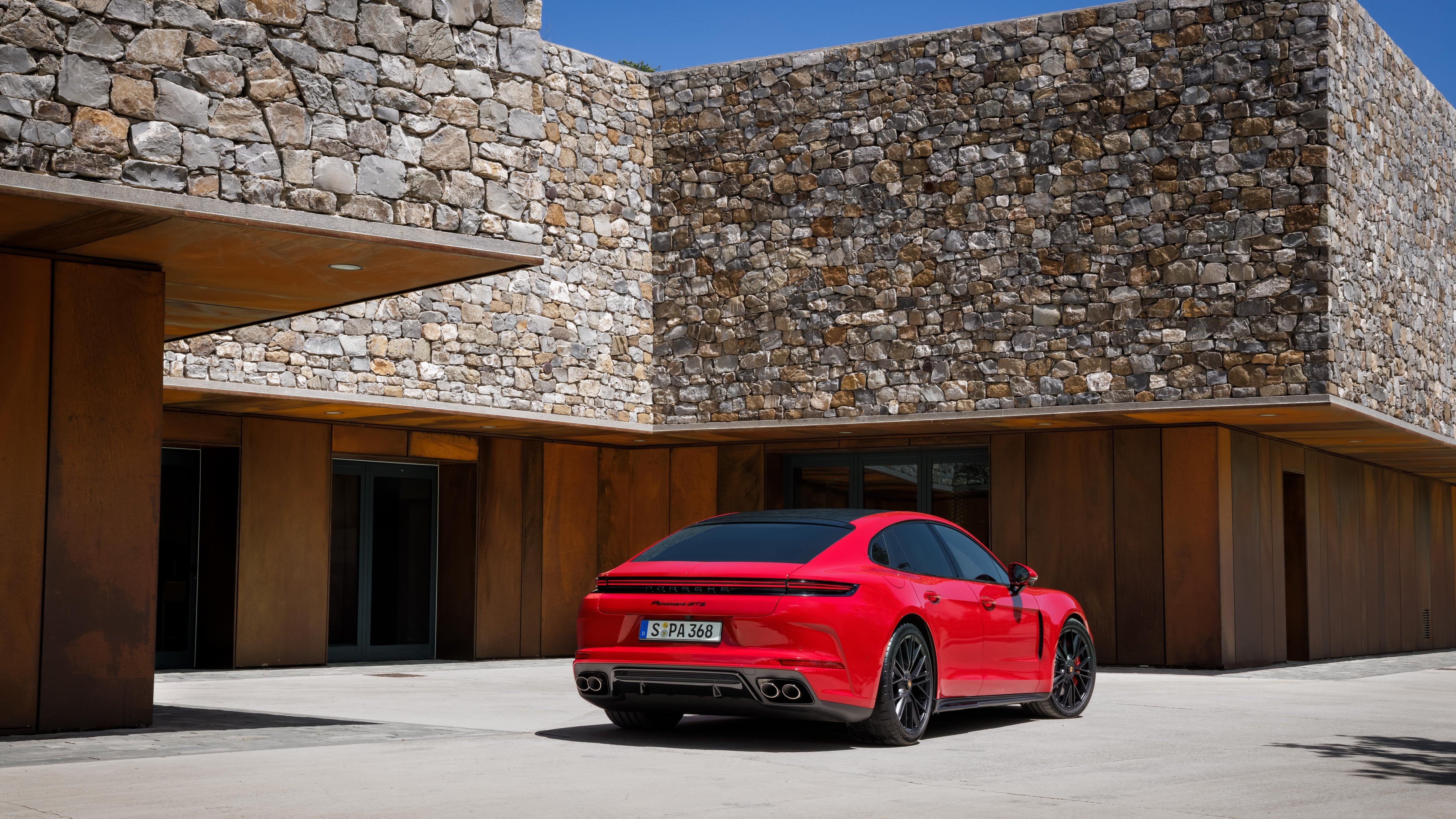 Porsche Panamera GTS Divulgação