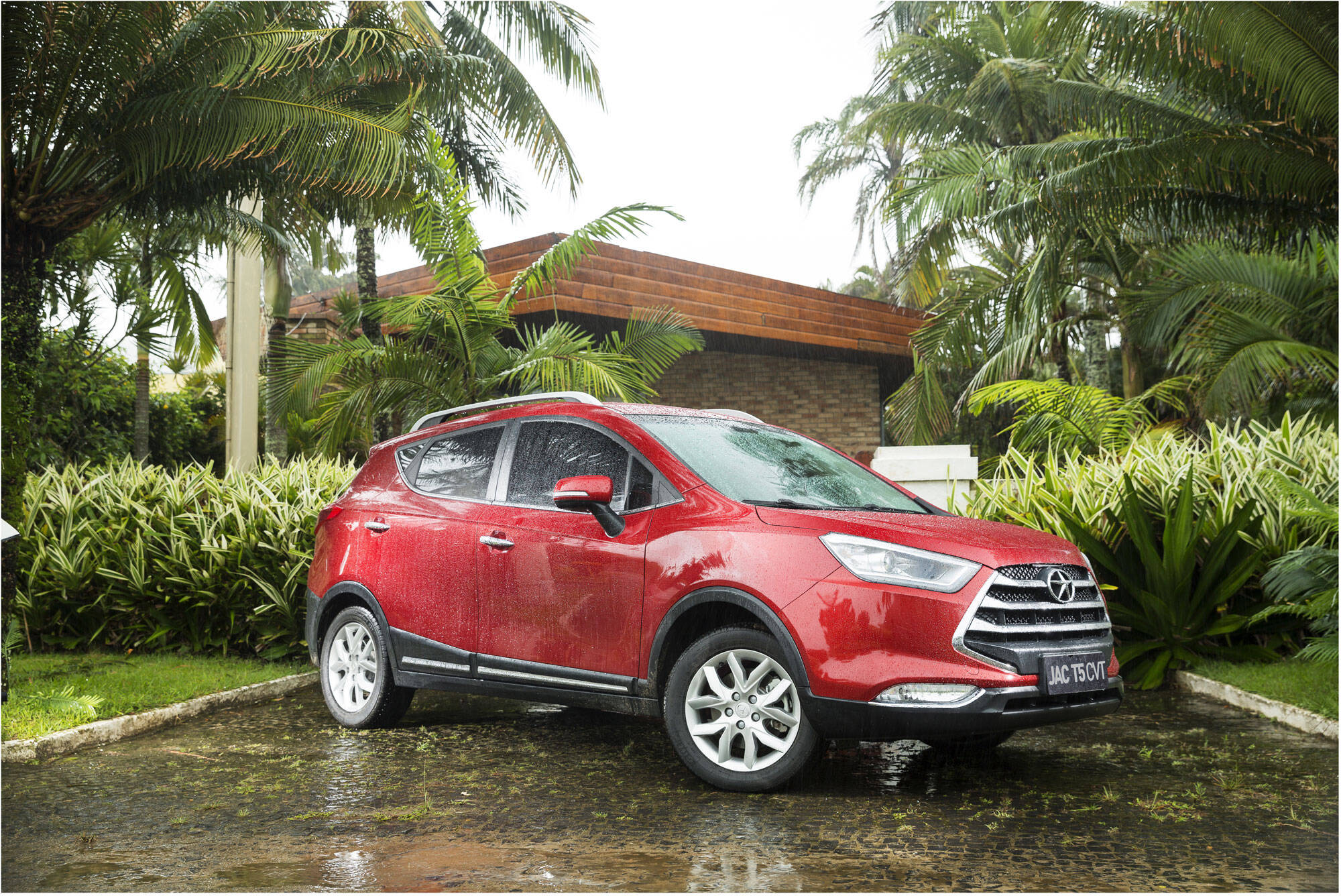 JAC T5 CVT. Foto: Divulgação/JAC Motors