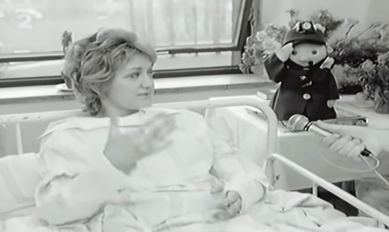 Vesna sofreu várias fraturas nas pernas, costelas, crânio e vértebras. Reprodução: Flipar