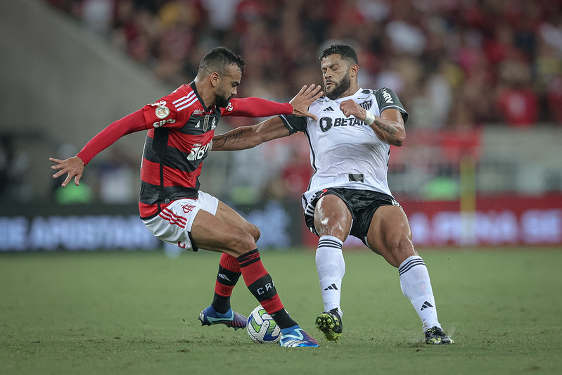 Atlético-MG Vence Flamengo No Maracanã E 'embola' Topo Do Brasileirão