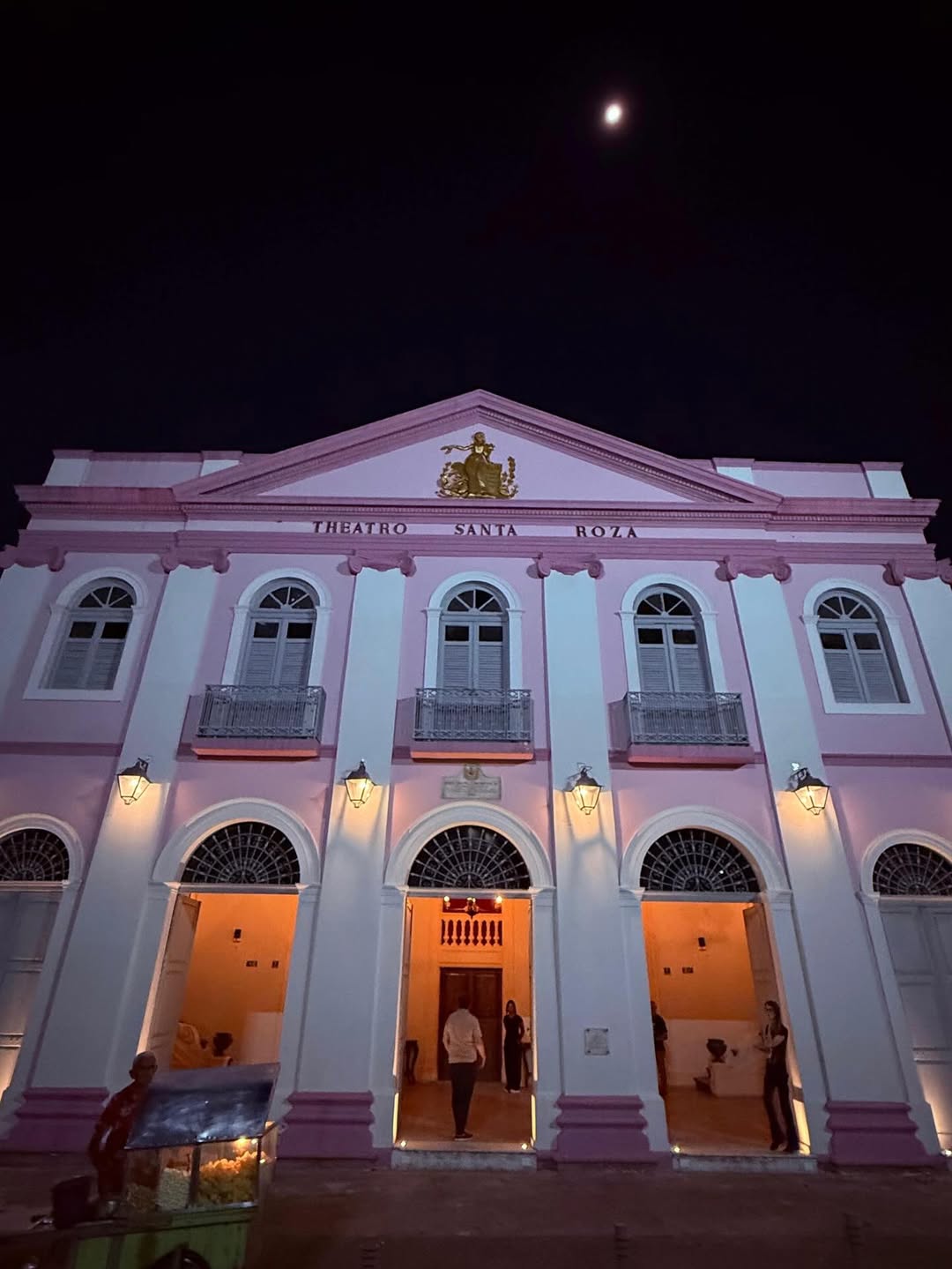 Carol Castro posa de biquíni e aproveita descanso em João Pessoa Instagram