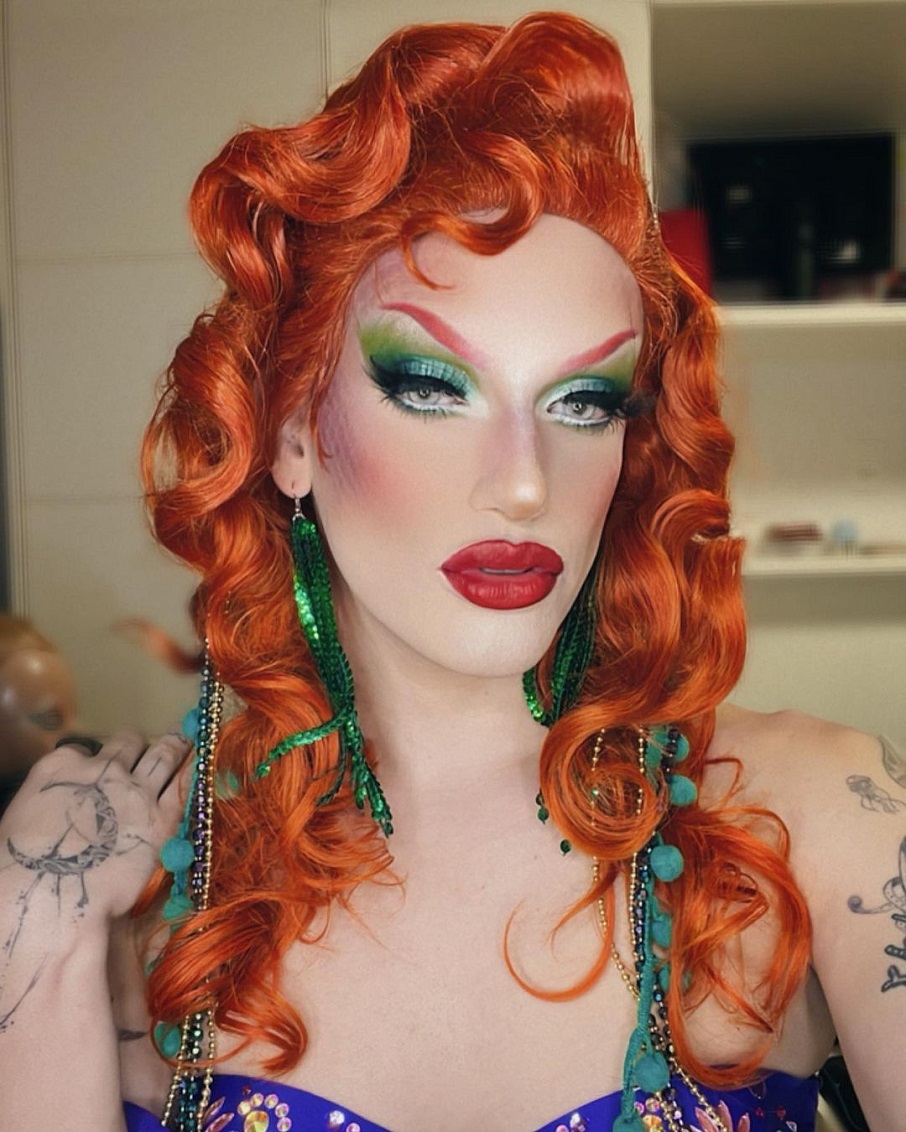 A drag queen Chloe V, participante da segunda temporada do "Queen Of The Universe". Foto: Reprodução/Instagram 07.03.2023