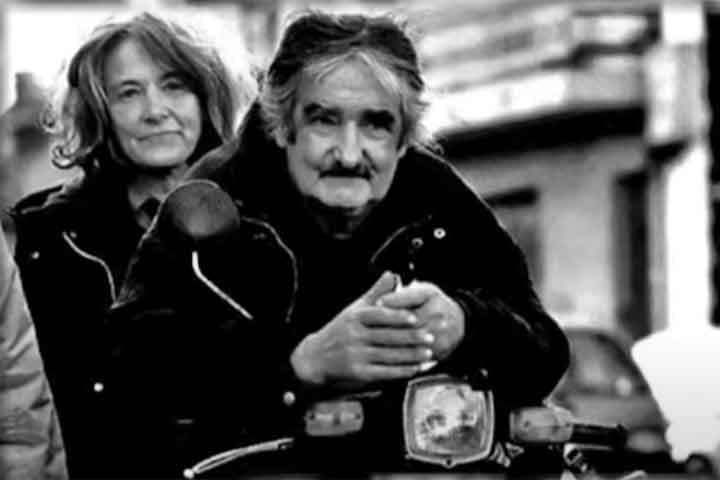 Nascido em 20/05/1935 em Montevidéu, Mujica é um dos nomes mais conhecidos da política uruguaia. Ele tornou-se famoso internacionalmente por levar uma vida simples e por promover medidas inclusivas. 
 Reprodução: Flipar