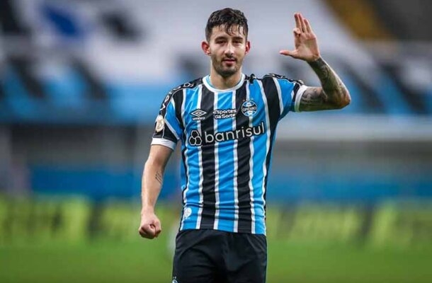 VILLASANTI - Outro que foi mal, tanto no ataque quanto na defesa - Nota 4,5 - Foto: Divulgação/Grêmio