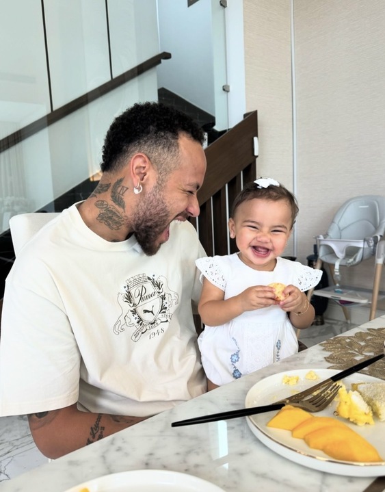 Neymar e Mavie Reprodução: Instagram