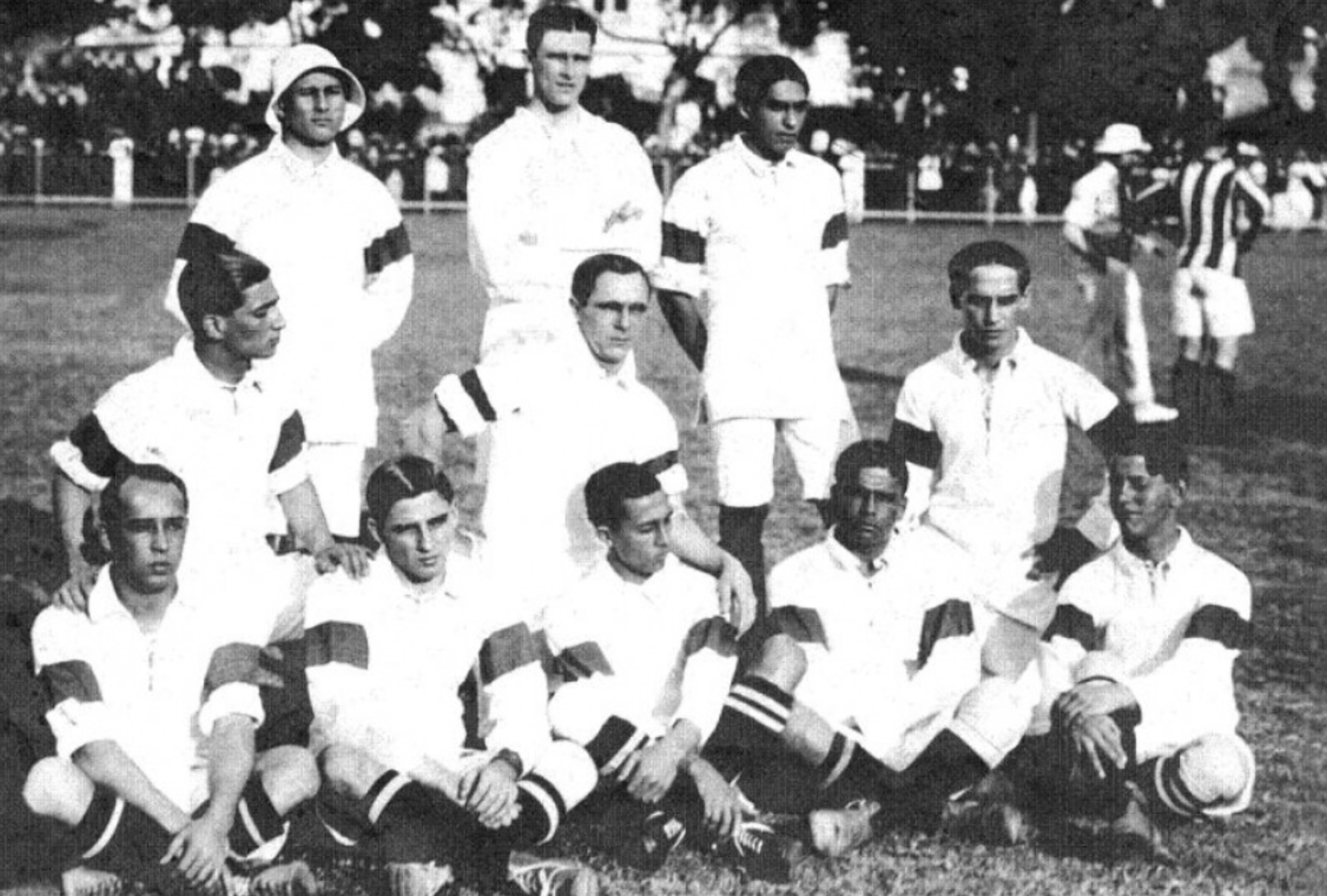 Formação da primeira Seleção Brasileira da história. Foto: Domínio Público