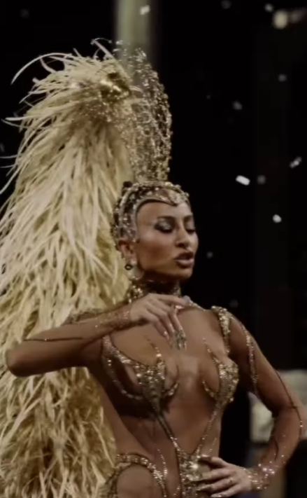 Cravejada, Sabrina Sato aposta em look ousado para festa Abre Alas. Foto: Instagram