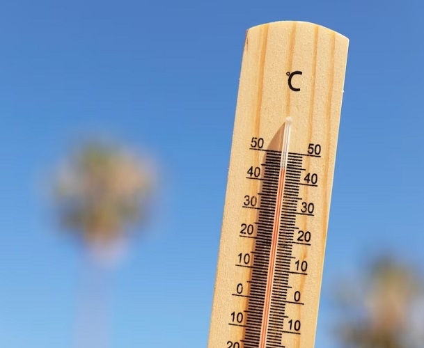 Cada vez que volta o calorão, as redes sociais lançam uma onda de sugestões oara que as pessoas possam se refrescar sem gastar muito. Reprodução: Flipar