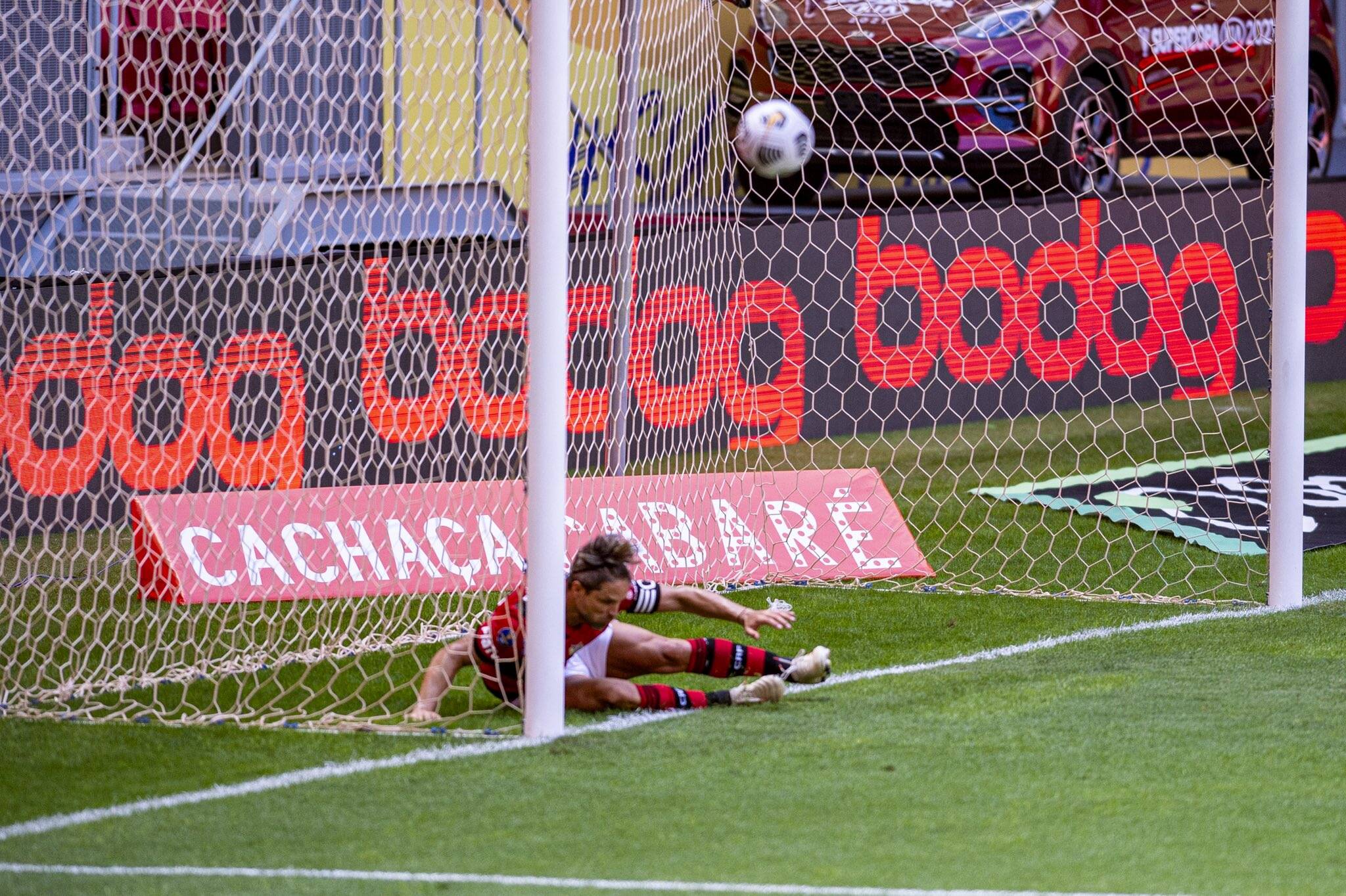Final da Supercopa. Foto: Reprodução/Flamengo e Palmeiras