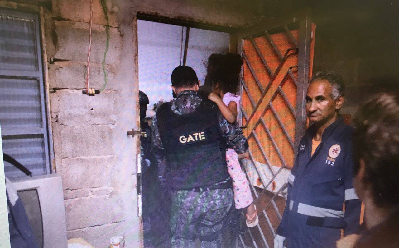 Homem foi preso após manter esposa e crianças como reféns por cerca de seis horas. Foto: Divulgação/Polícia Militar de São Paulo